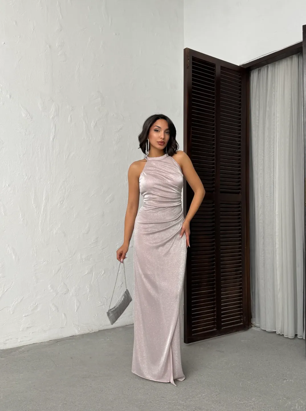 HALTER YAKA SİMLİ ELBİSE